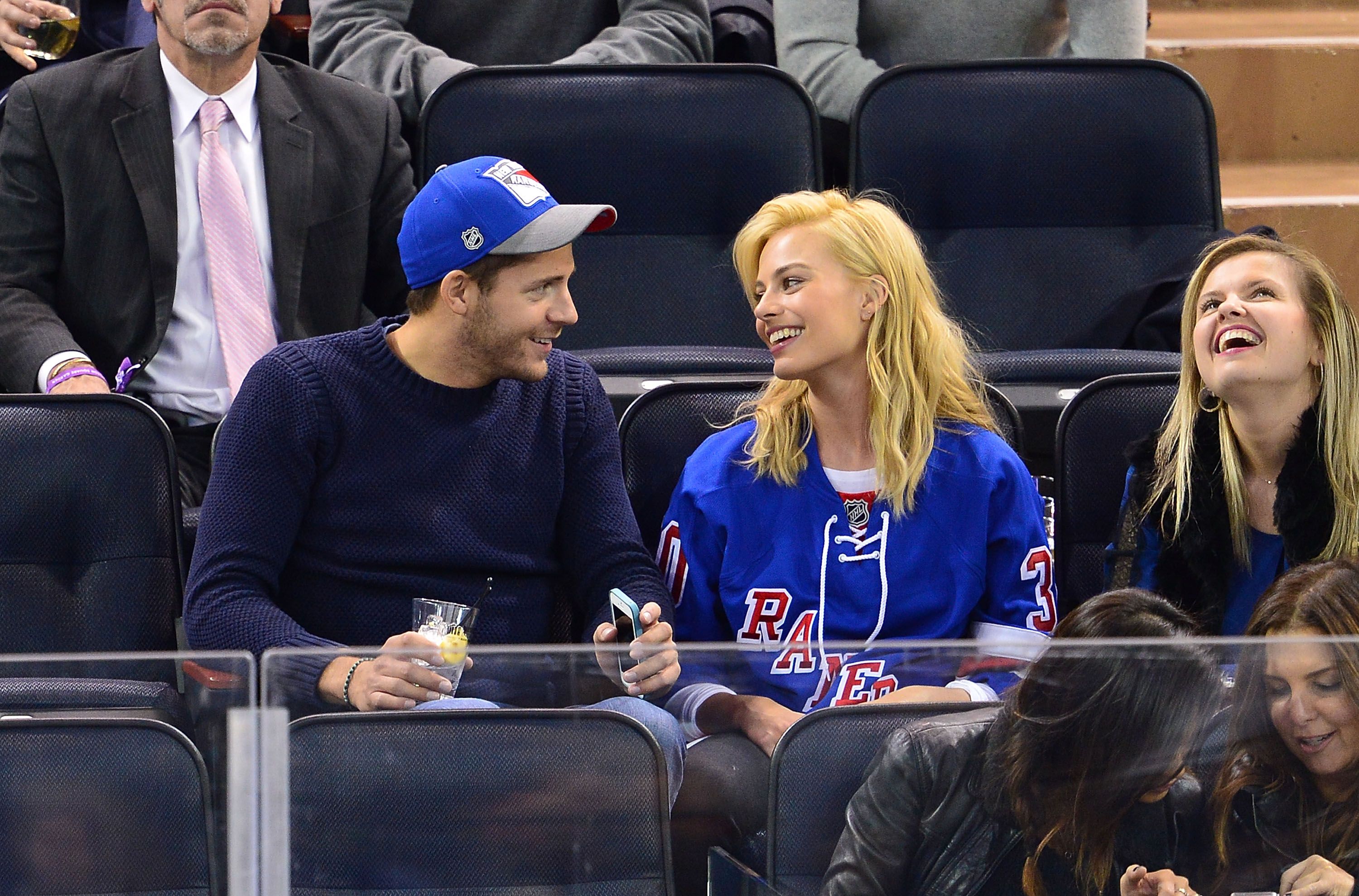 halvt Ende Solrig Who Is Margot Robbie's Husband Tom Ackerley? Facts
