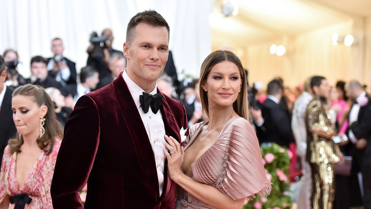 preview for Tom Brady and Gisele Bündchen Are a Power Couple