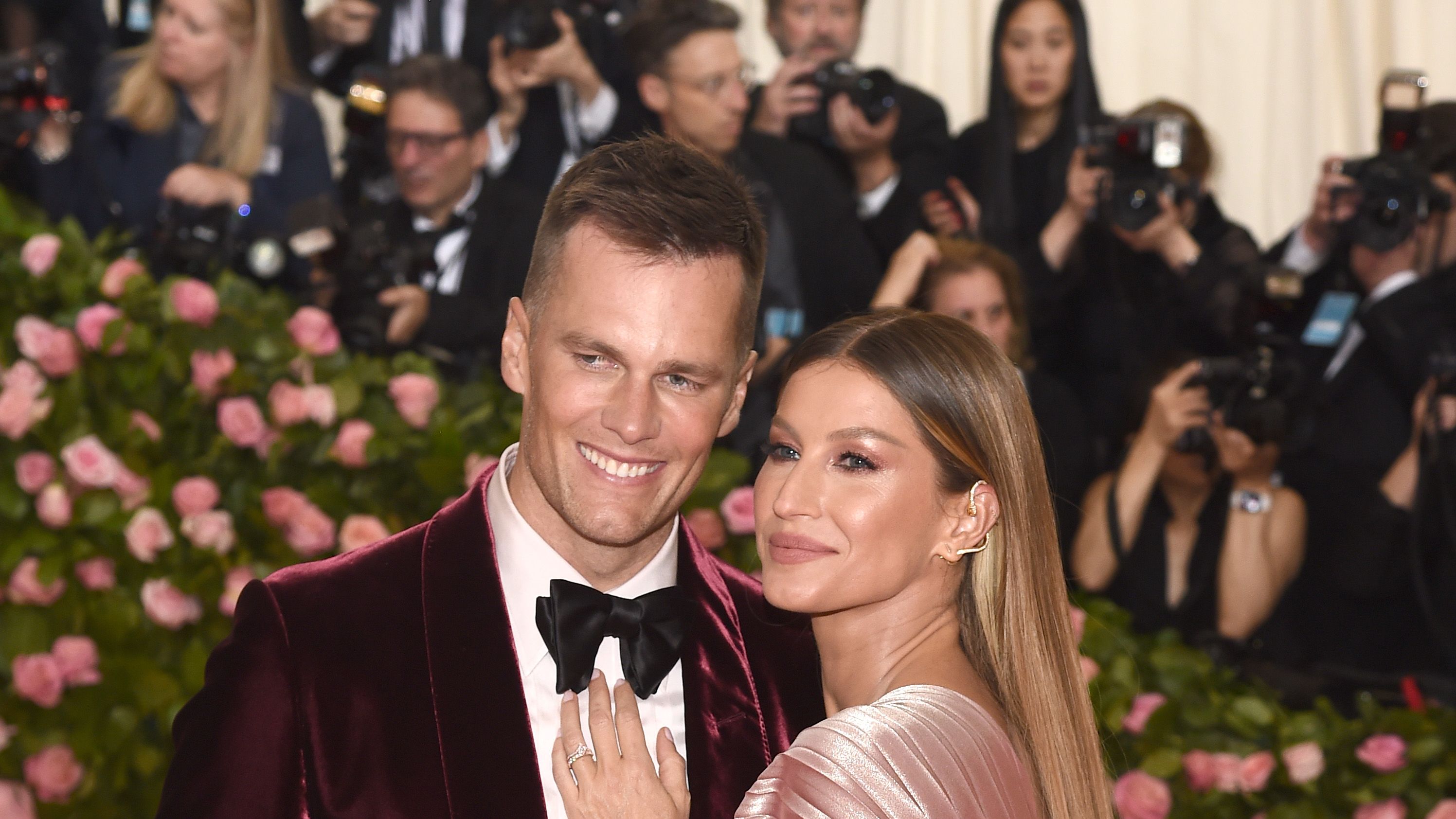 Gisele Bundchen Gave Tom Brady Ultimatum, Family Over Career