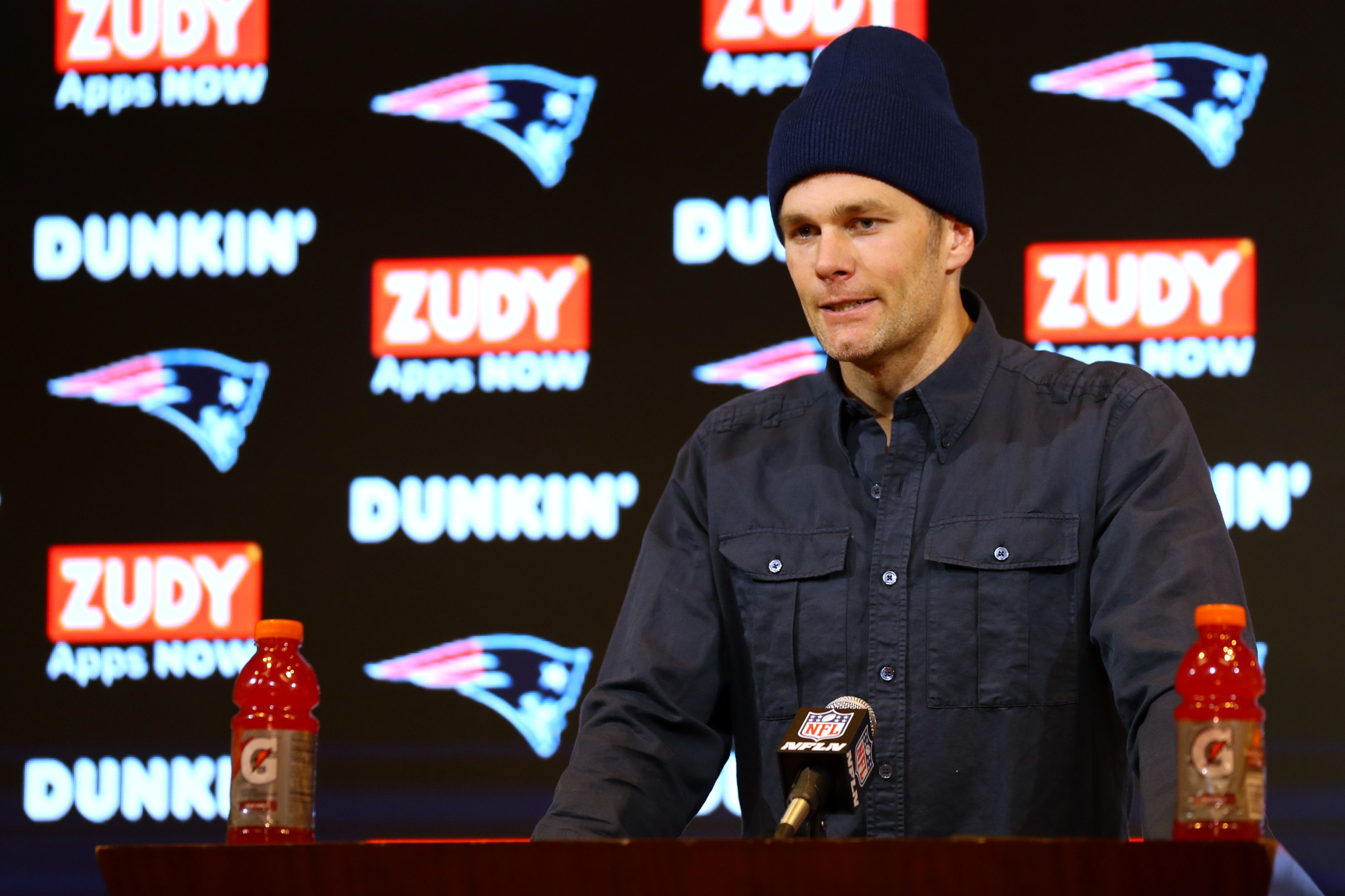 Tom Brady to join Tampa Bay Buccaneers after leaving New England