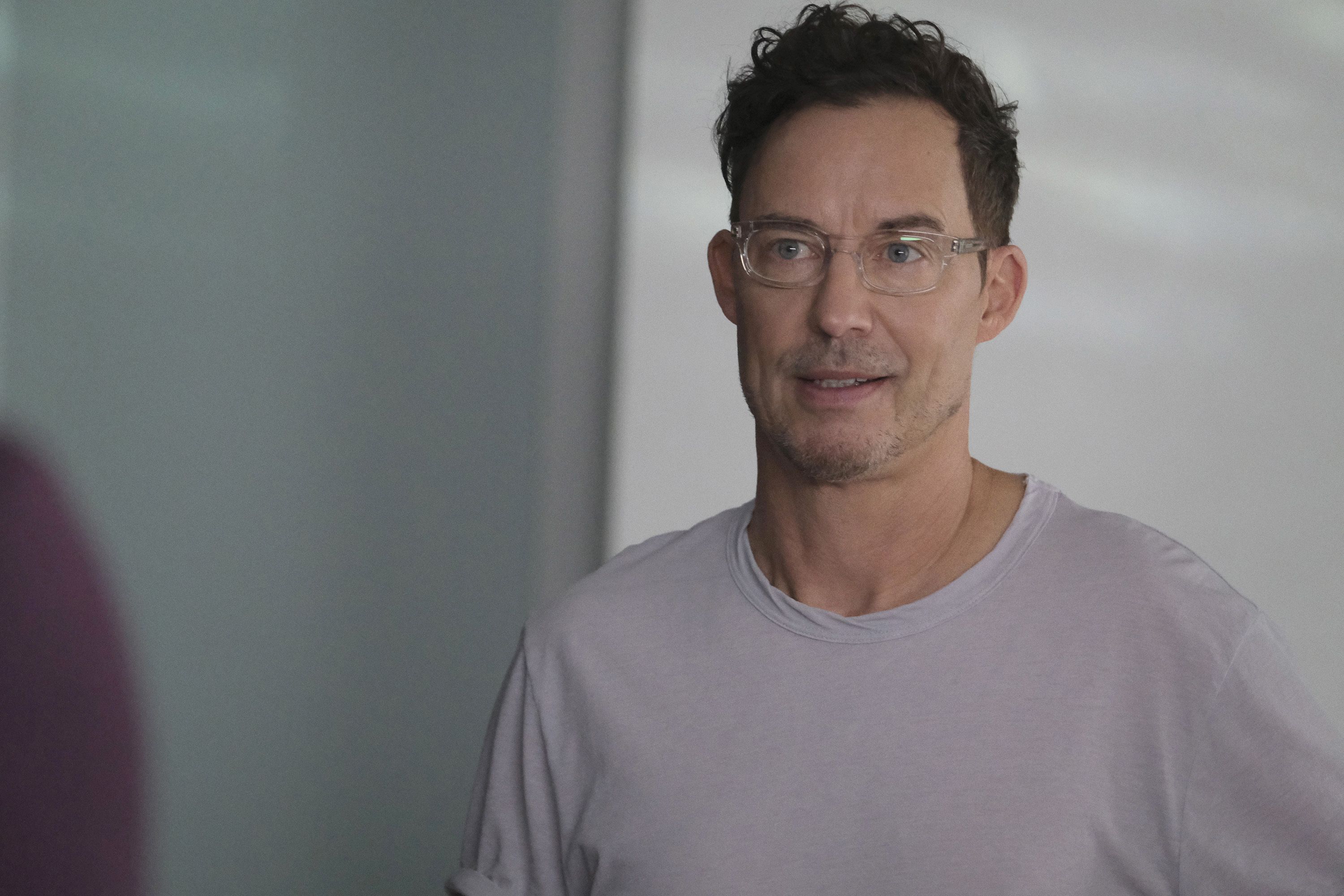 The Flash' Showrunner Talks Tom Cavanagh's Appearance In Series Finale, The Flash, Tom Cavanagh