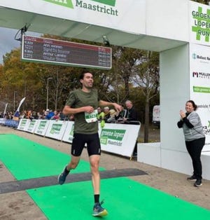 tom dumoulin corre un 10k