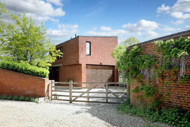 Striking Tom Ford-Inspired Home For Sale in Berkshire