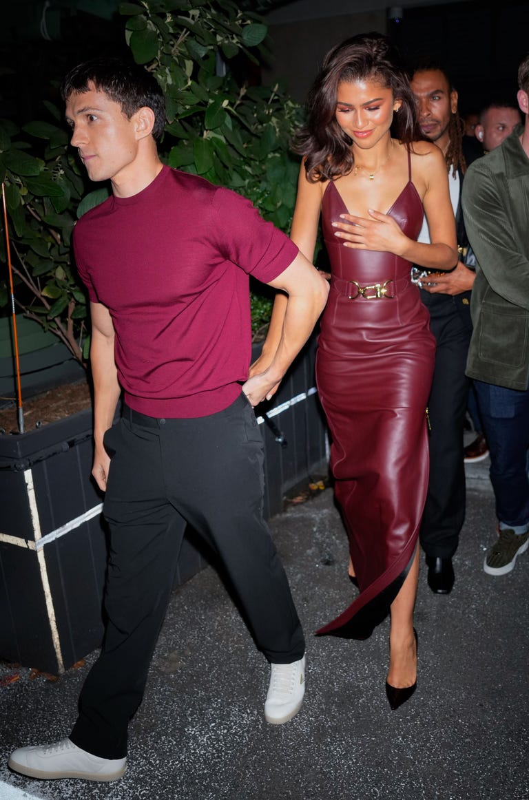 Tom Holland and Zendaya Offer Glimpse Into Boston Bar Date Night