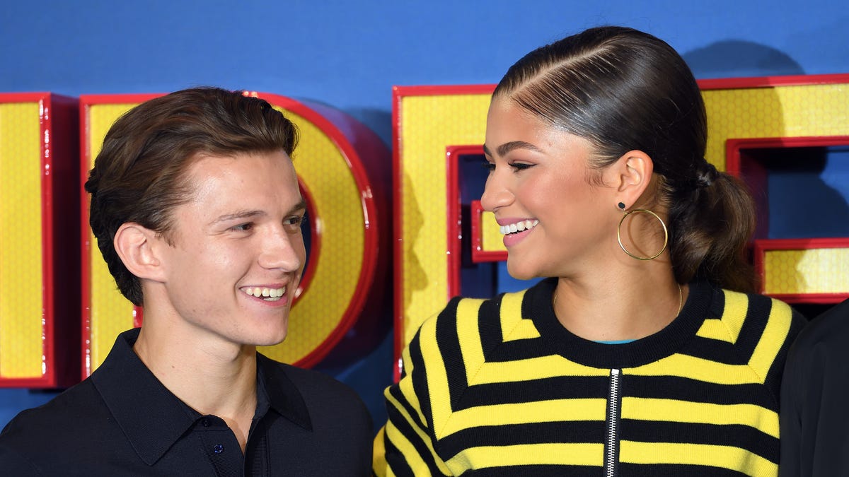 Zendaya and Tom Holland Spotted Making Out in a Car