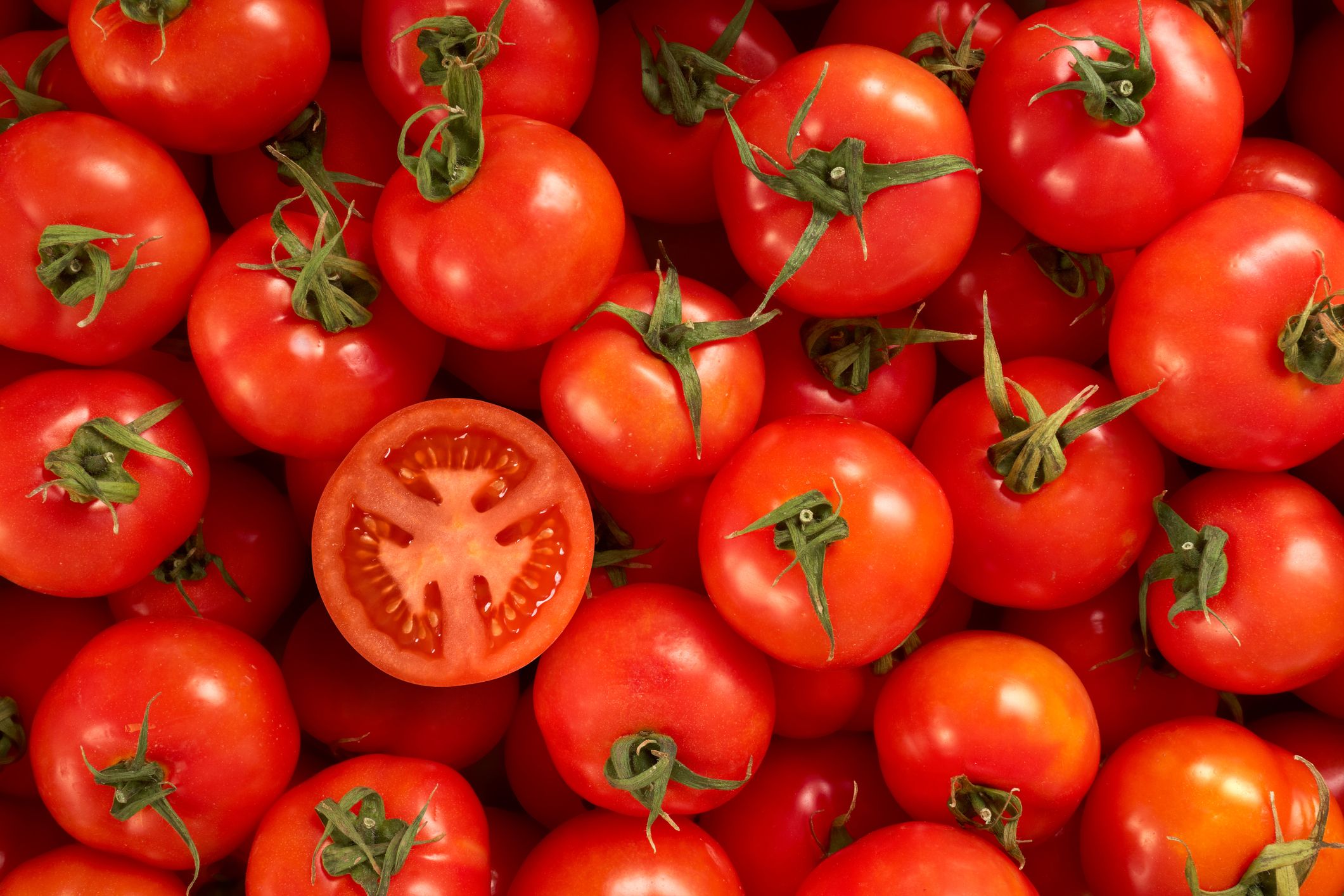 7 Health Benefits of Tomatoes — Tomato Nutrition Facts