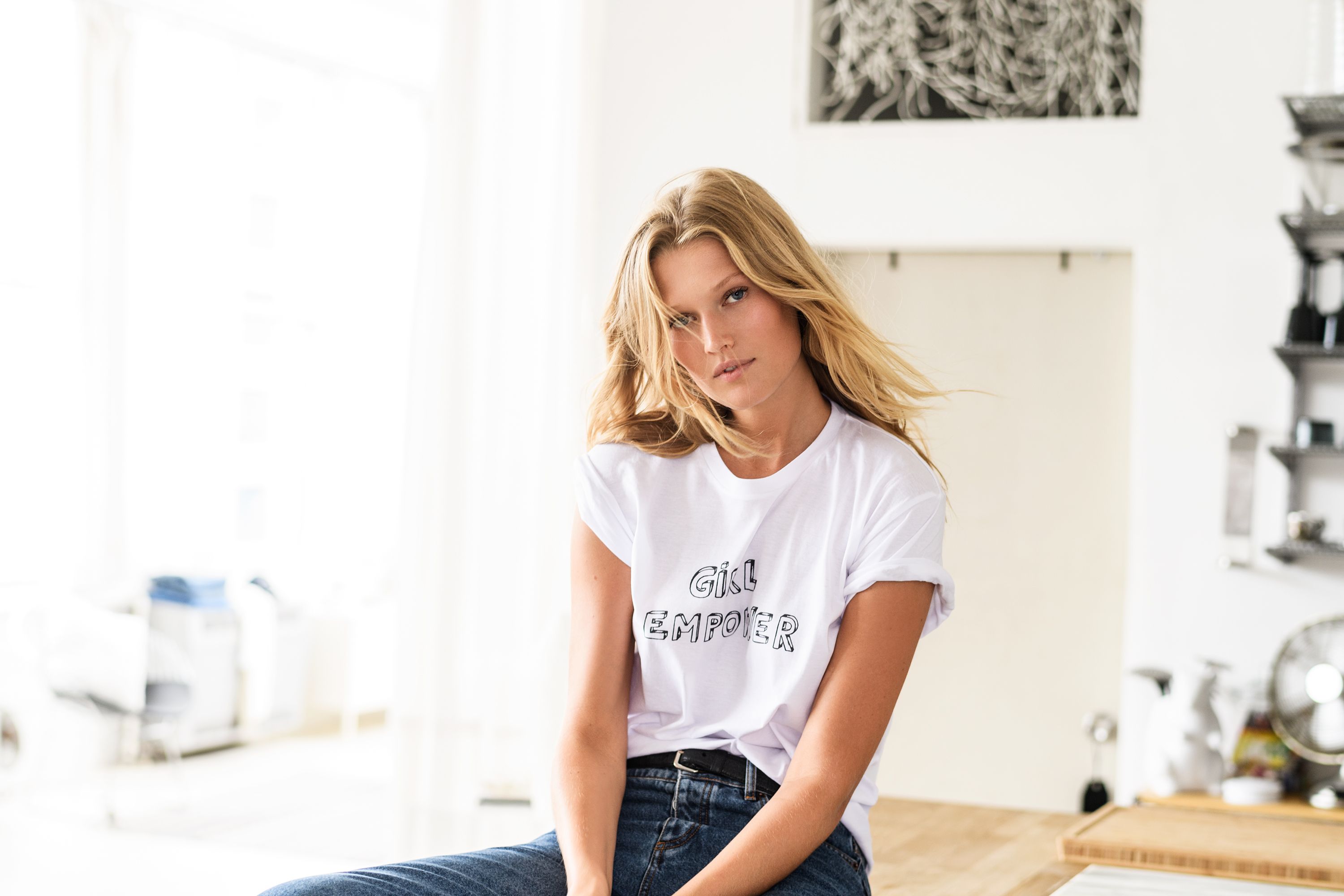 Toni Garrn Entices In 'Winter Glamour' Lingerie For H&M — Anne of