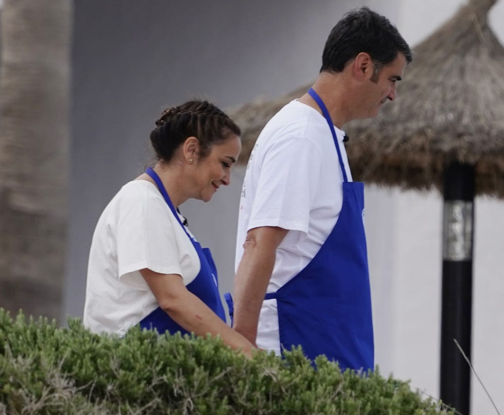 el torero y la presentadora en la grabacion del programa