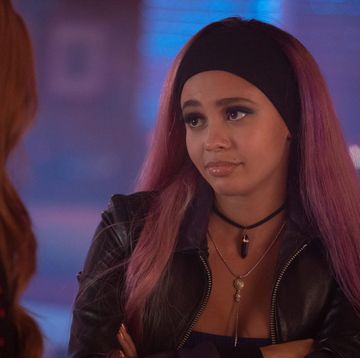 riverdale    chapter sixty five in treatment    image number rvd408a0565jpg    pictured l r madelaine petsch as cheryl and vanessa morgan as toni    photo jack rowandthe cw   © 2019 the cw network, llc all rights reserved
