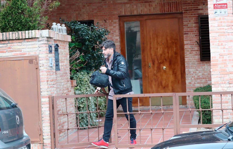 Este 5 de marzo se cumple la fecha en la que el exrepresentante de Belén Esteban debe abandonar su casa.