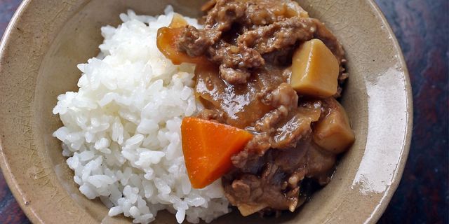 Dish, Food, Cuisine, White rice, Steamed rice, Ingredient, Rice and curry, Hayashi rice, Produce, Nikujaga, 