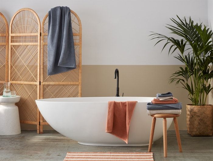 The 15 Best Bath Towels - The Softest Towels for Spa-Like Bliss