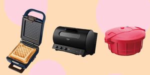 Pink, Toaster, Small appliance, Technology, Electronic device, Material property, Magenta, Gadget, 