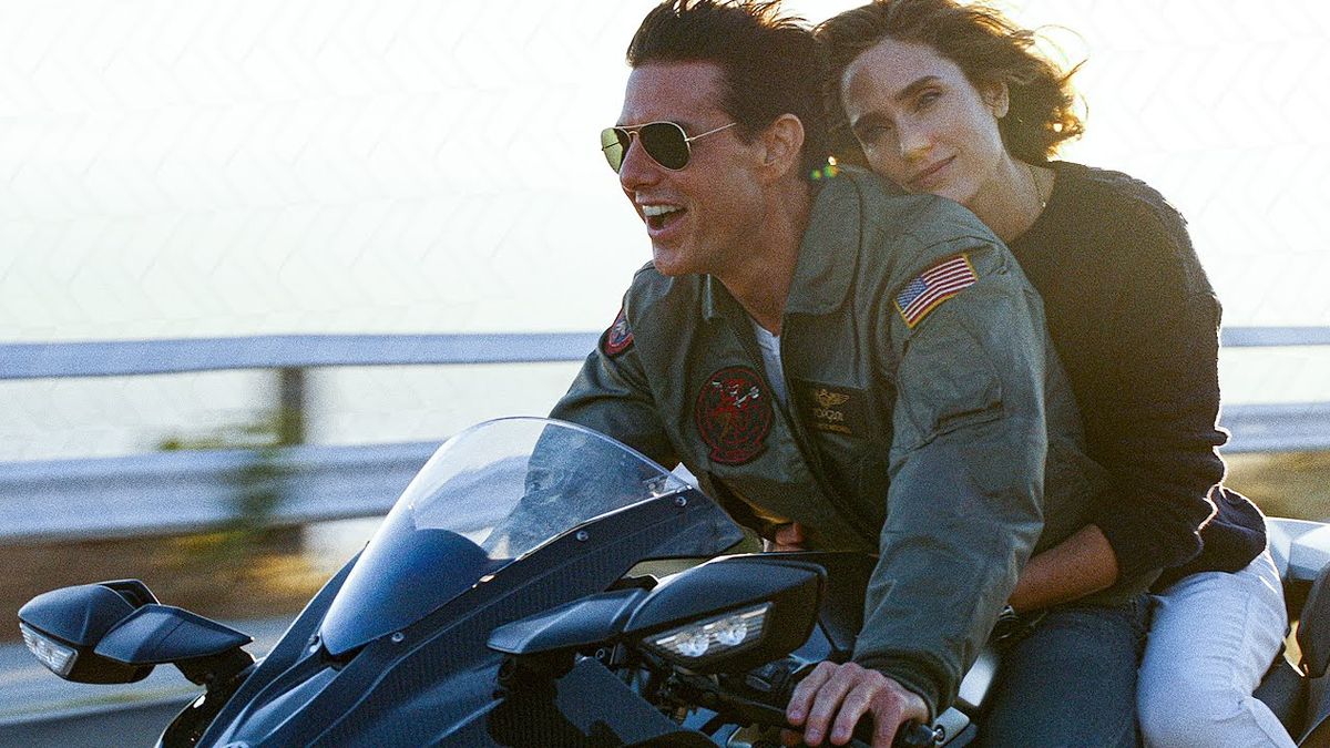 Top Gun Full Sex Movie - Top Gun: Maverick' Is Happily Stuck in 1986