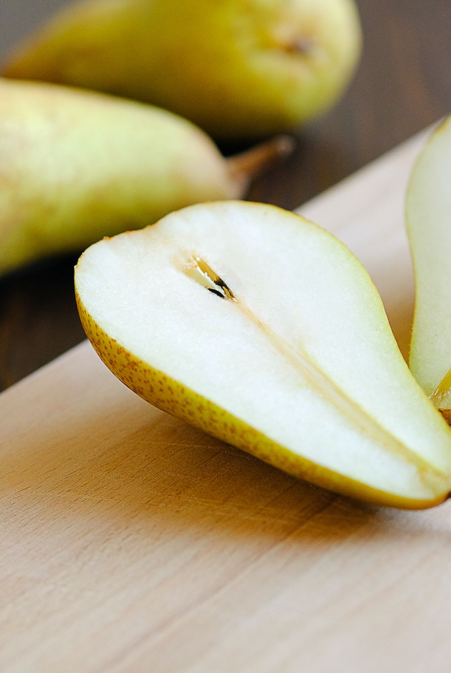 summer foods pears