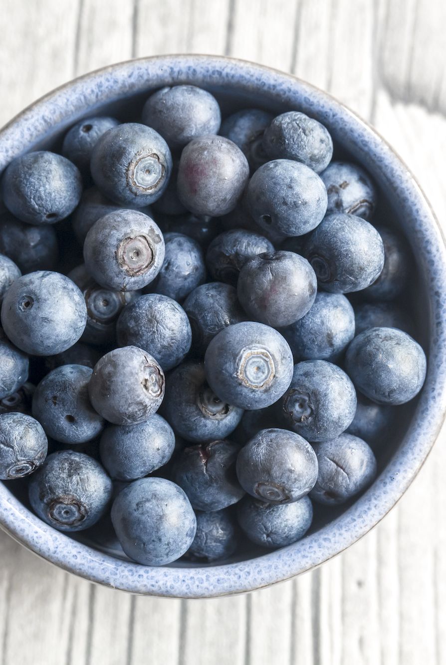 summer foods bowl of blueberries