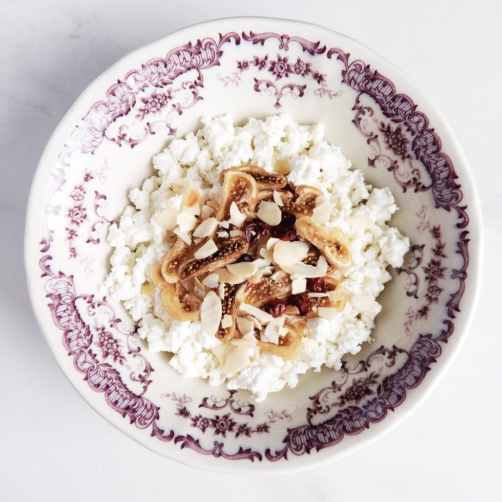 best diabetic breakfast ideas   cottage cheese bowl