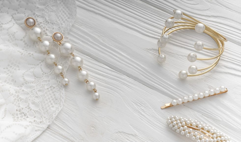 Wedding hair accessories