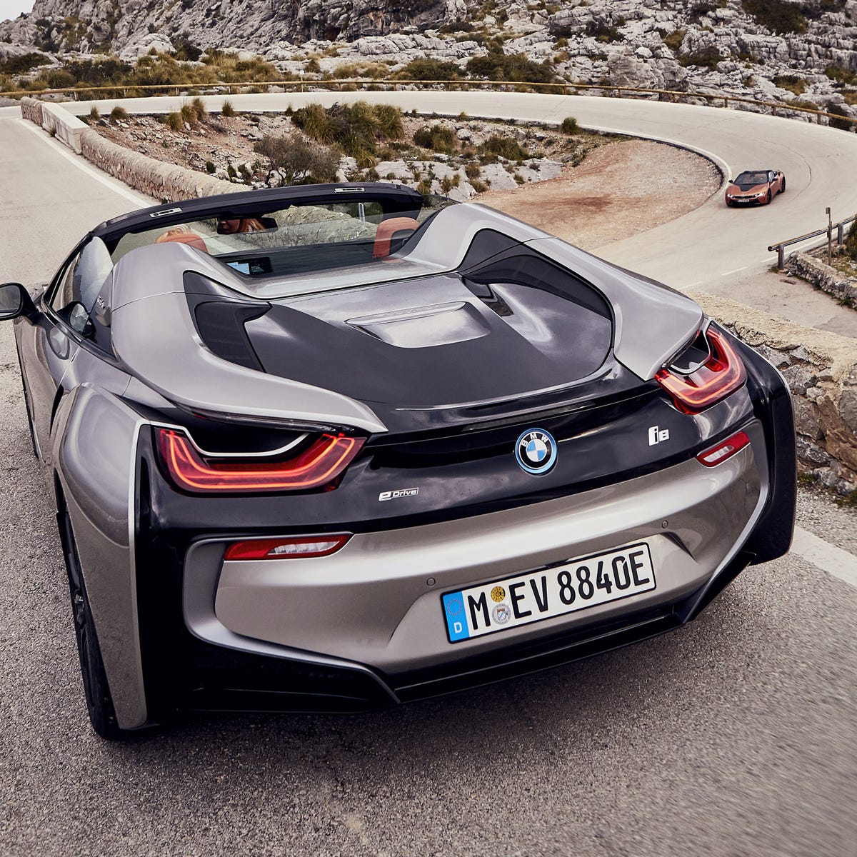 The Most Impressive Part Of The Bmw I8 Roadster Is How It'S Made