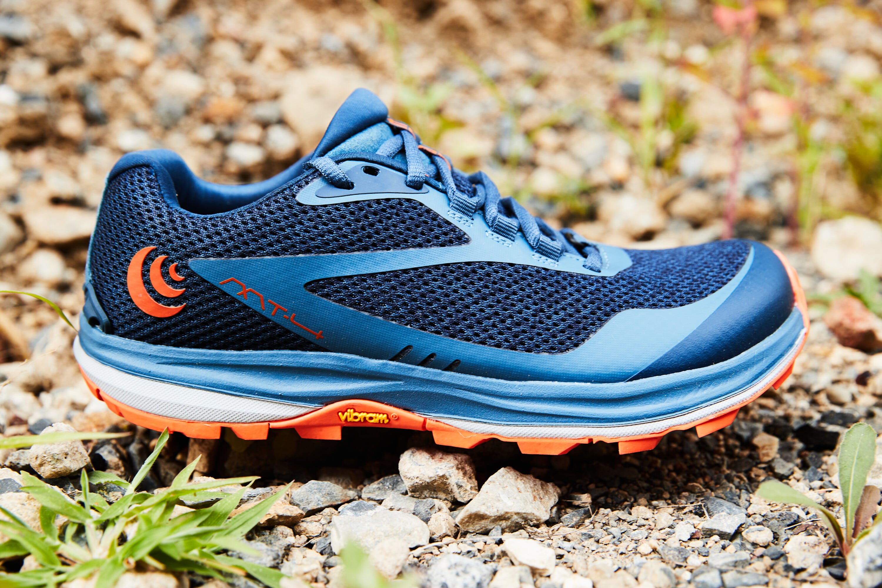 topo athletic mt4