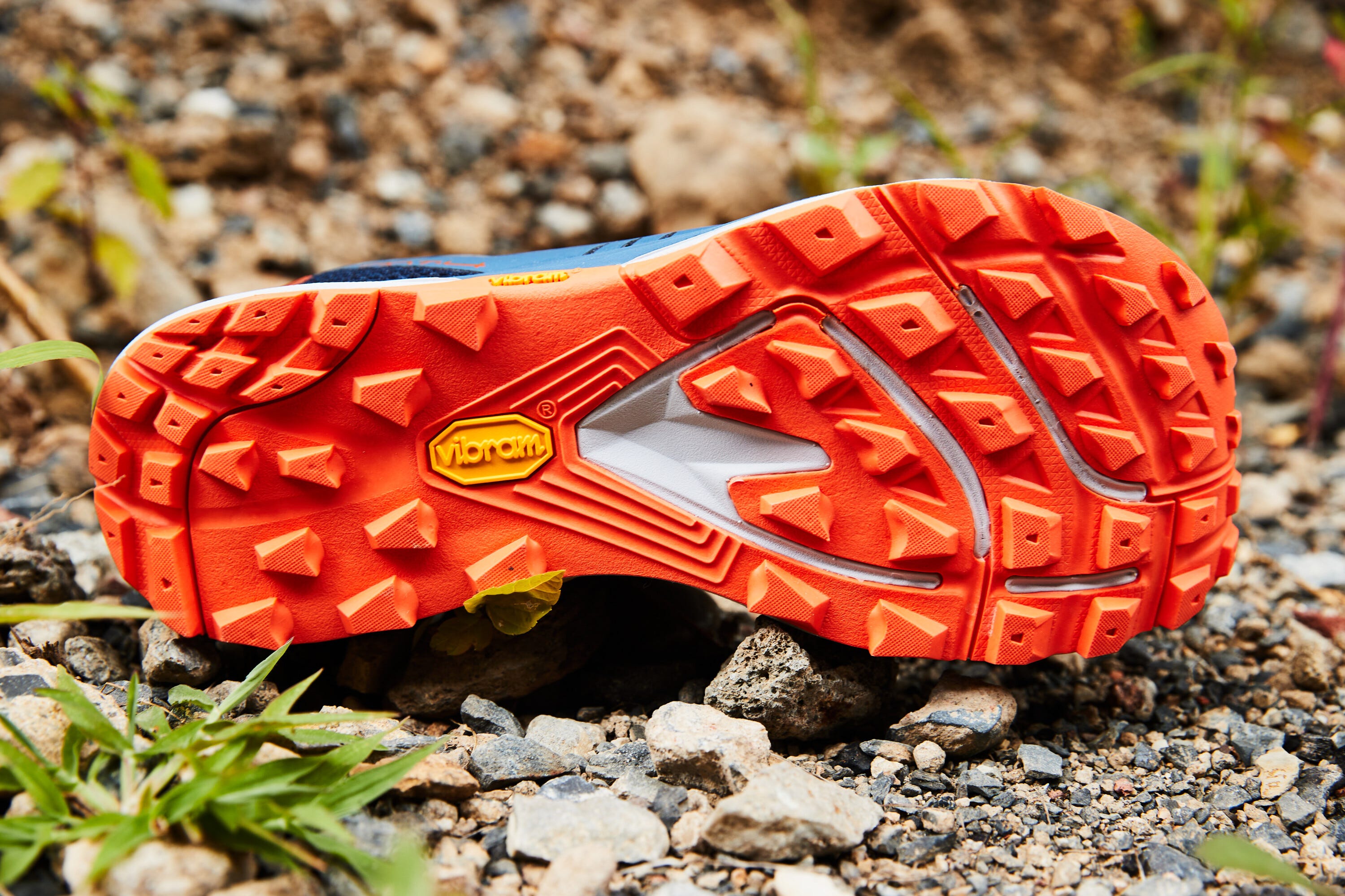 topo athletic mt4
