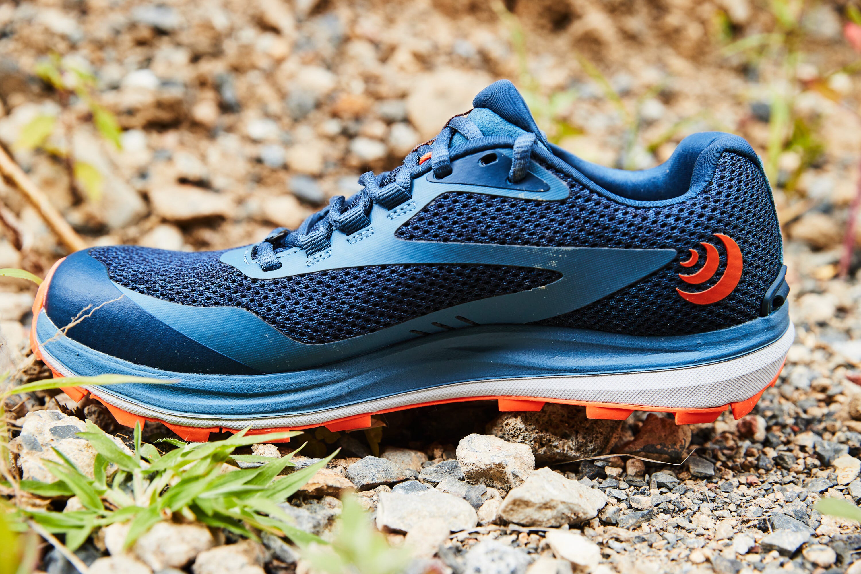 topo athletic mt4