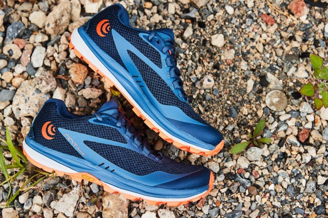 topo athletic mt4