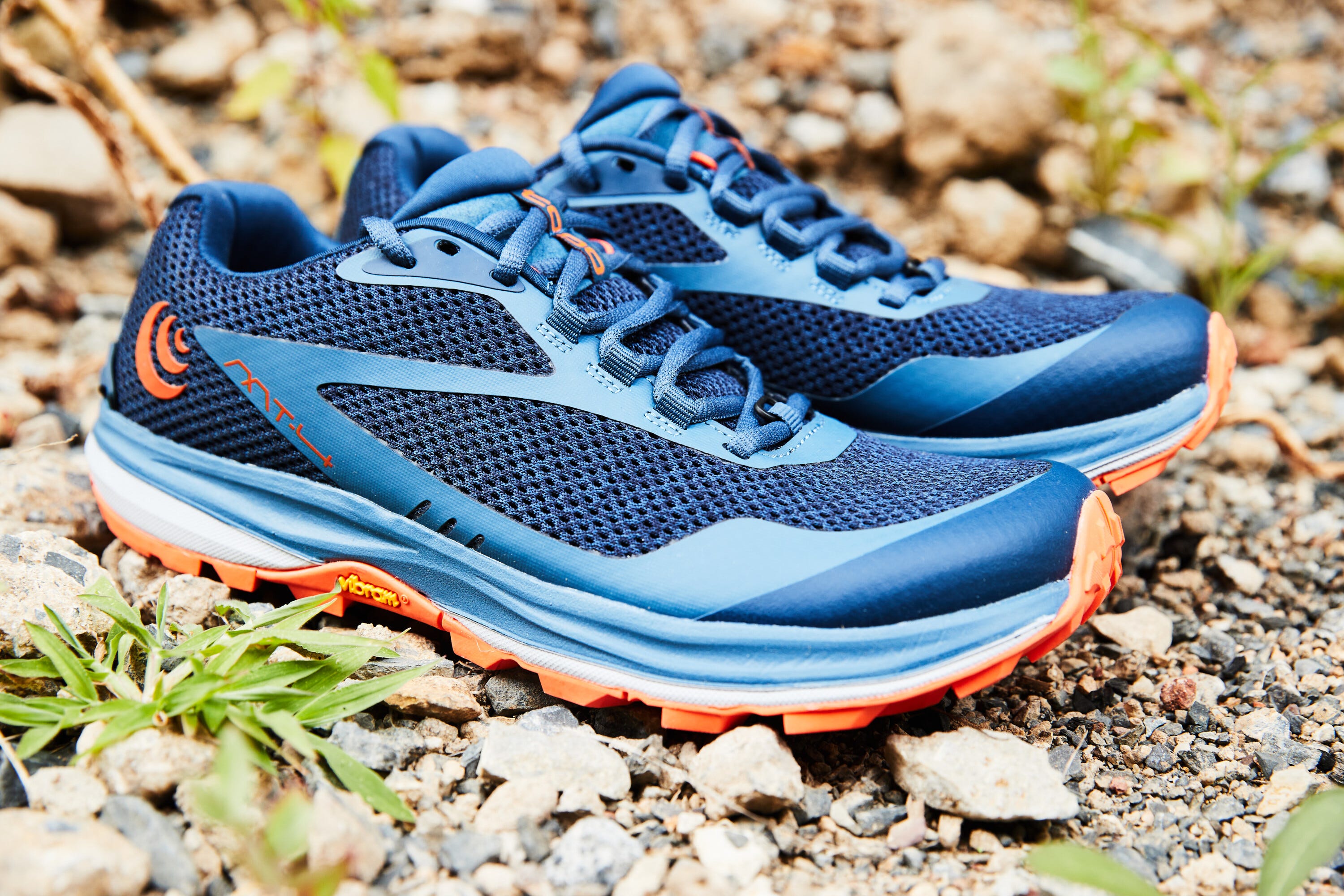 topo athletic mt4