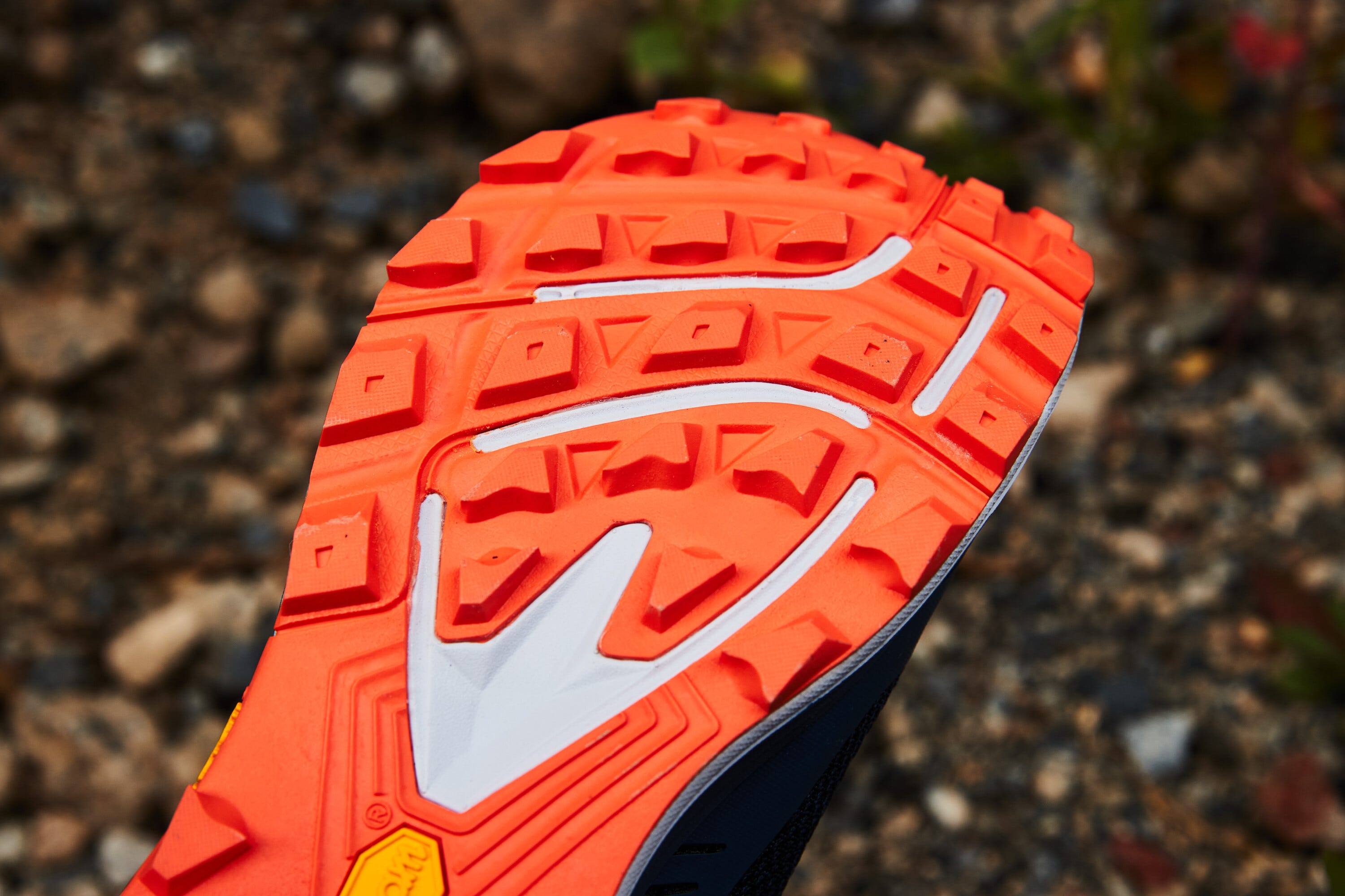 topo athletic mt4