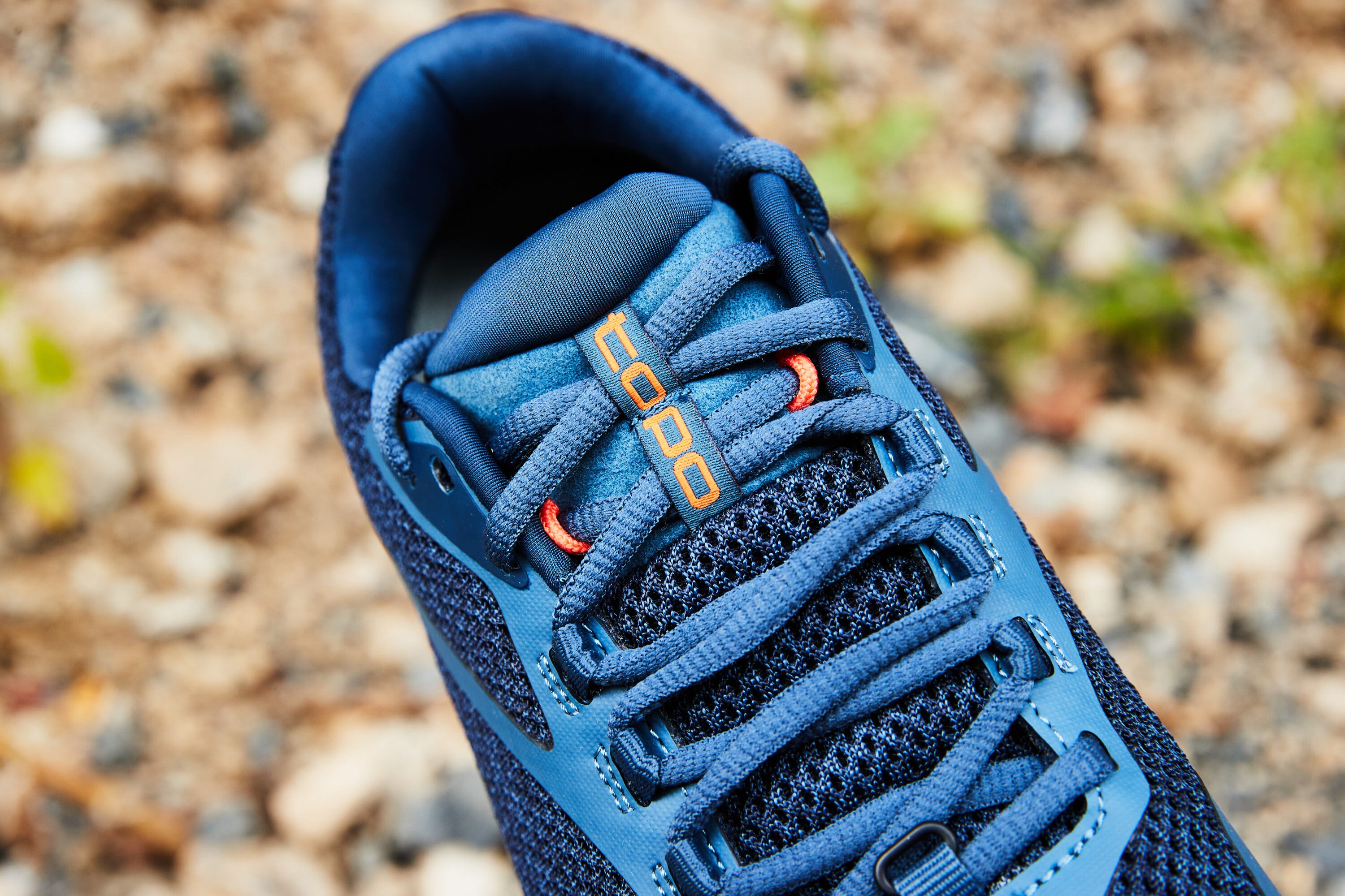 topo athletic mt4