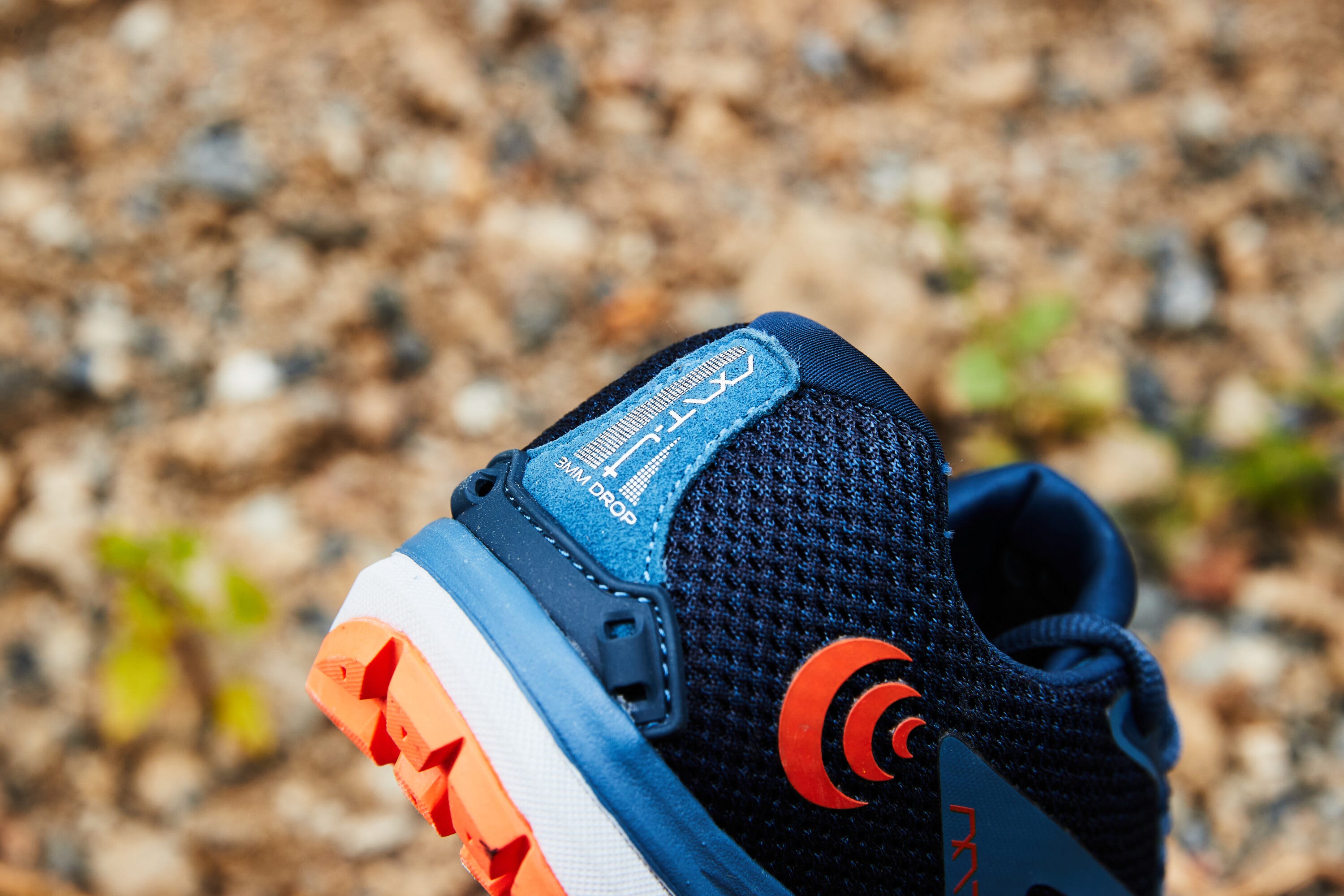 topo athletic mt4