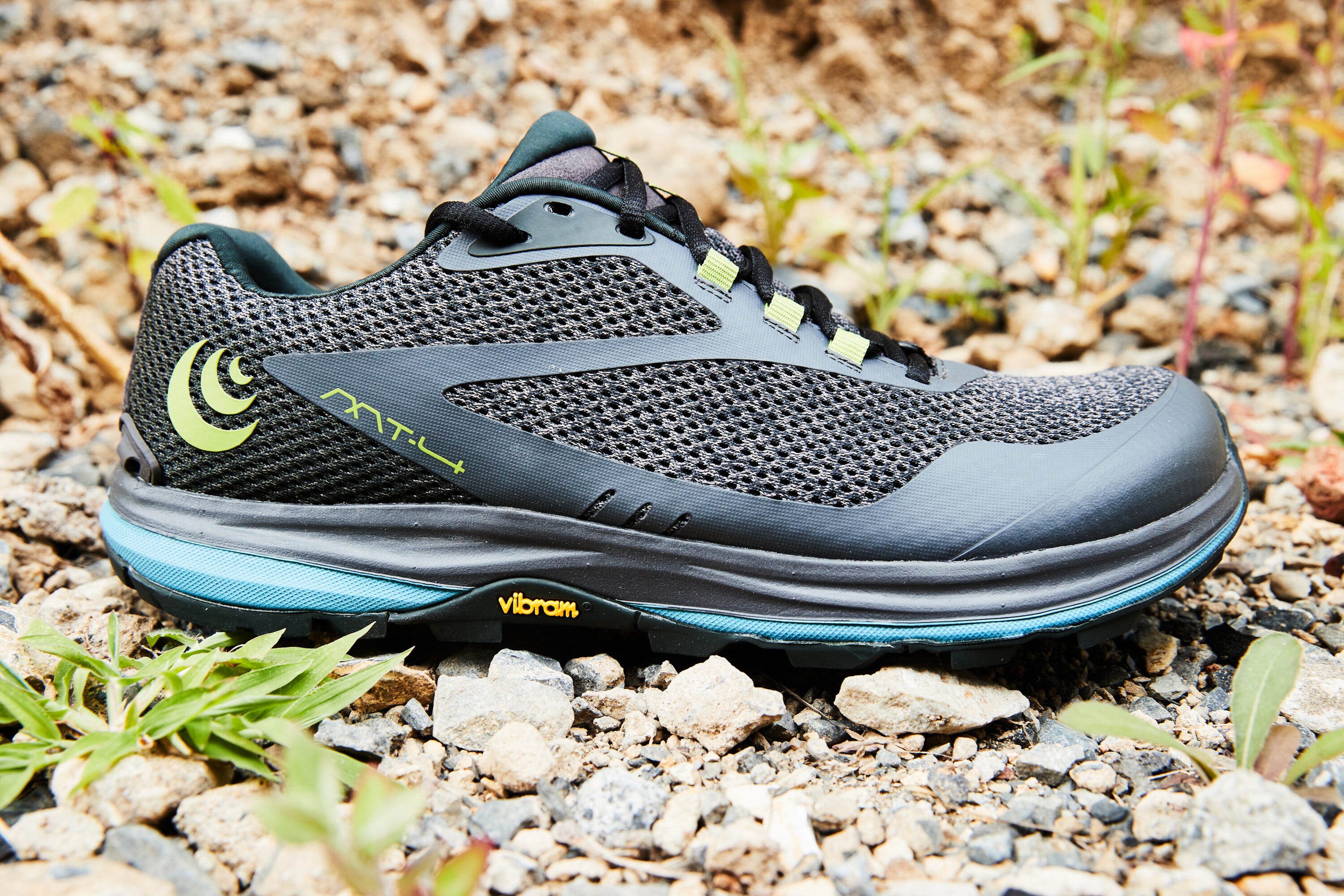 topo athletic mt4