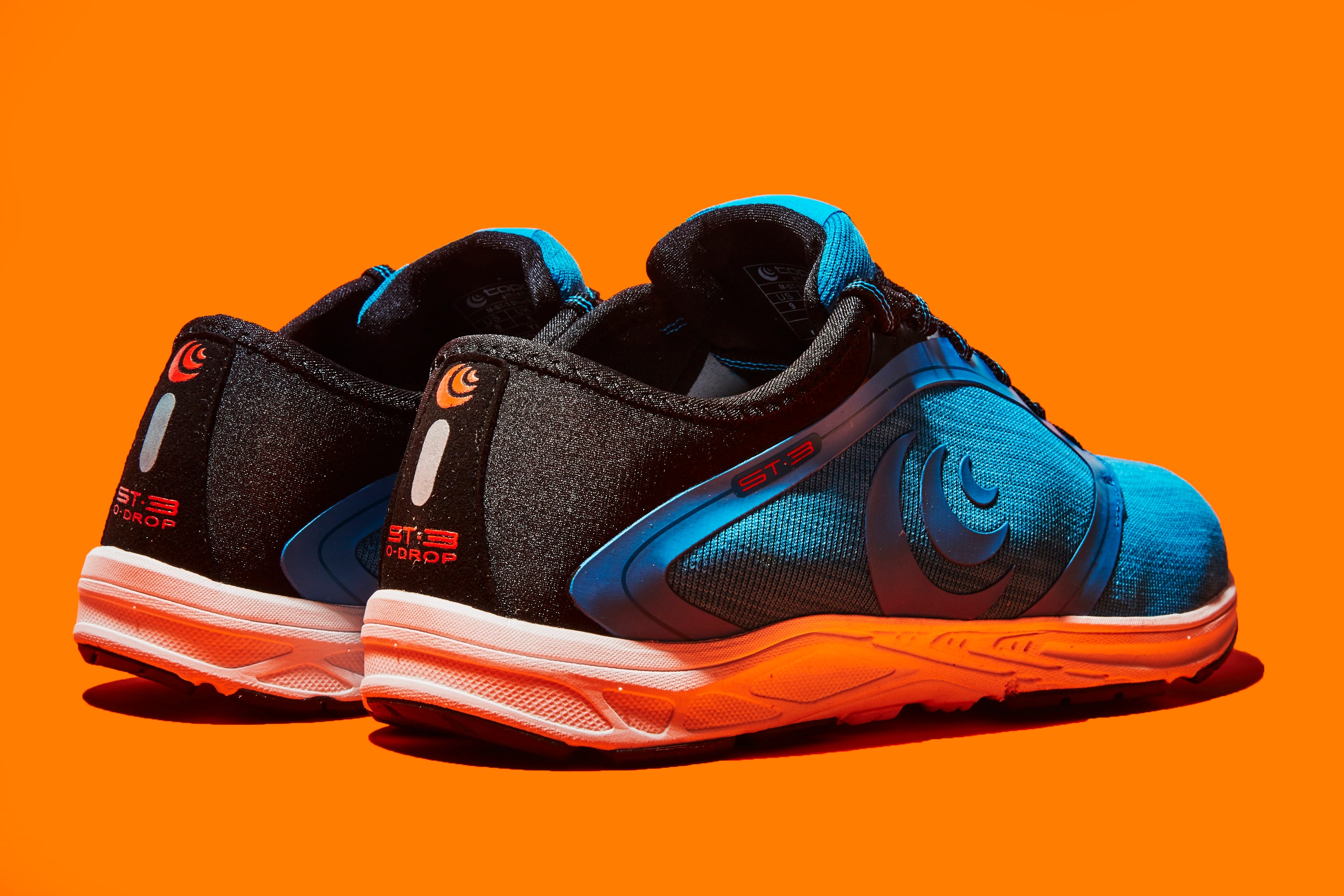 Shoe, Footwear, Orange, White, Blue, Running shoe, Walking shoe, Sneakers, Outdoor shoe, Product, 