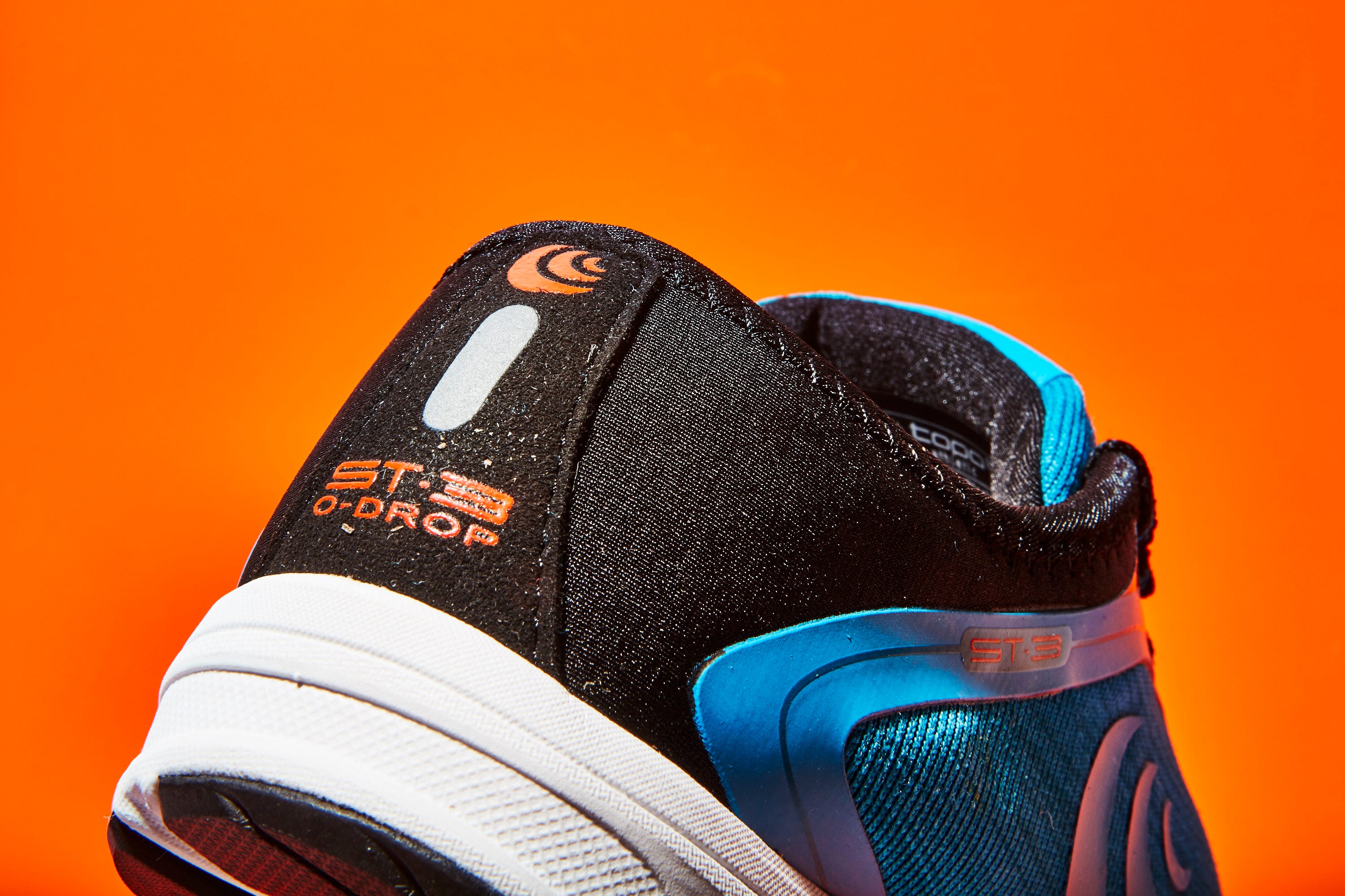Orange, Footwear, Blue, Shoe, Electric blue, Sneakers, Sportswear, Material property, Photography, Athletic shoe, 