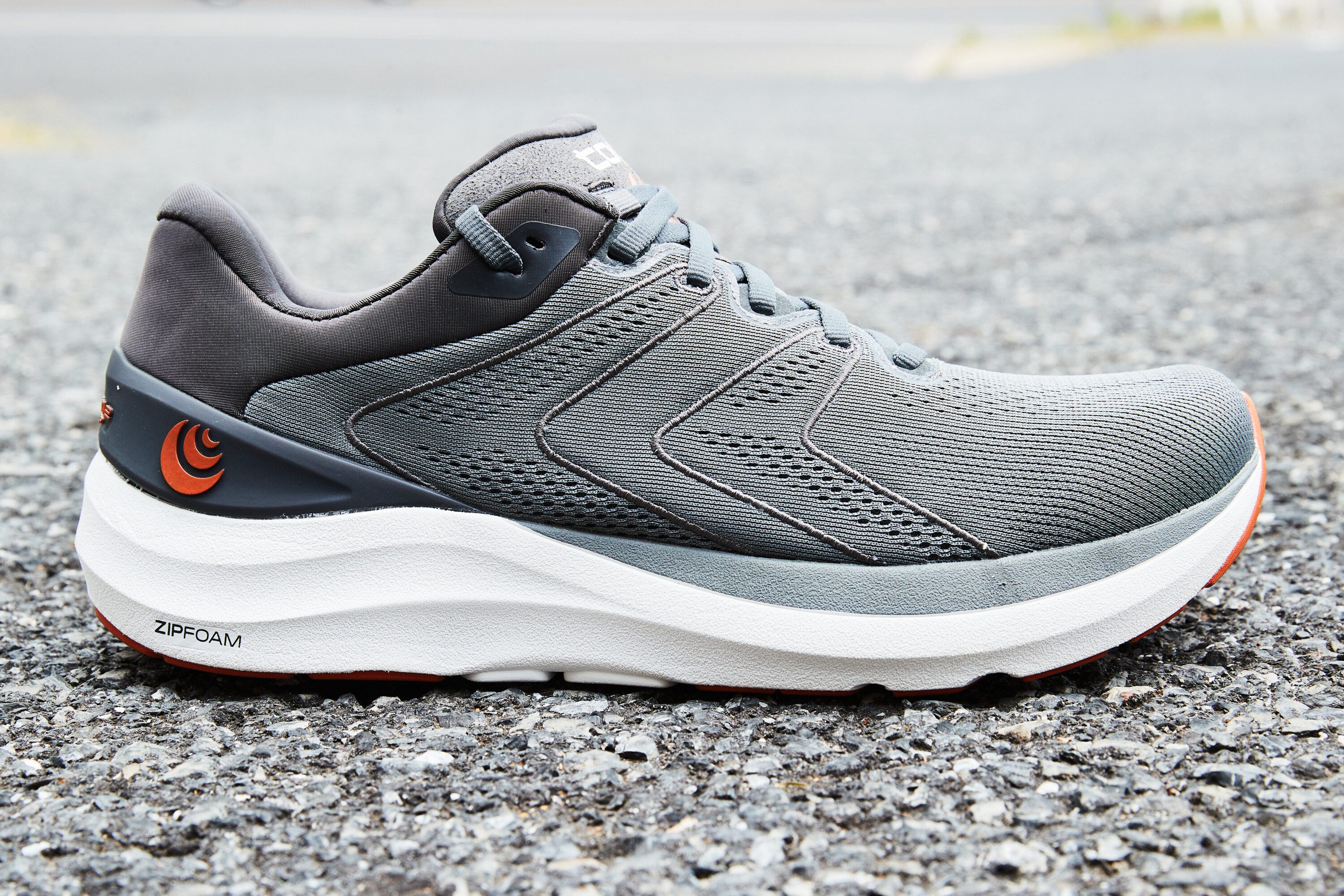 topo athletic phantom 2 shoes