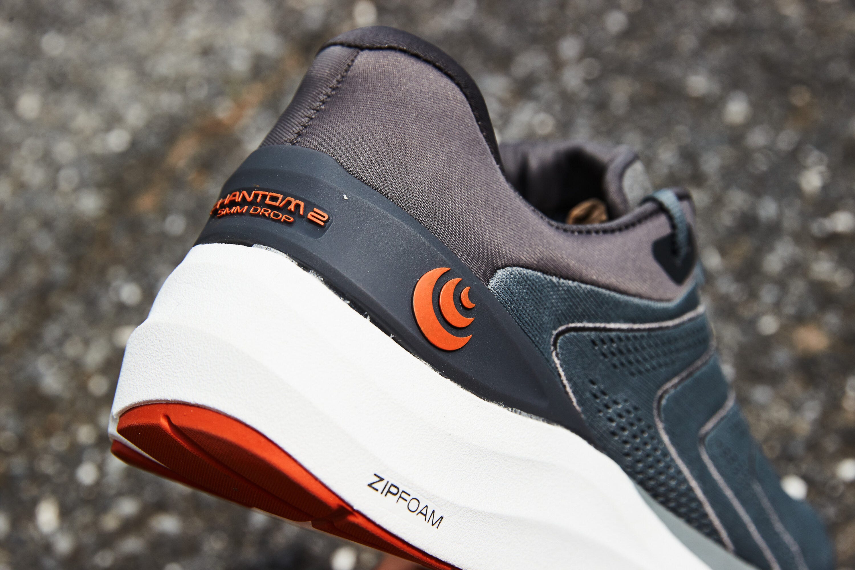 topo athletic phantom 2 shoes