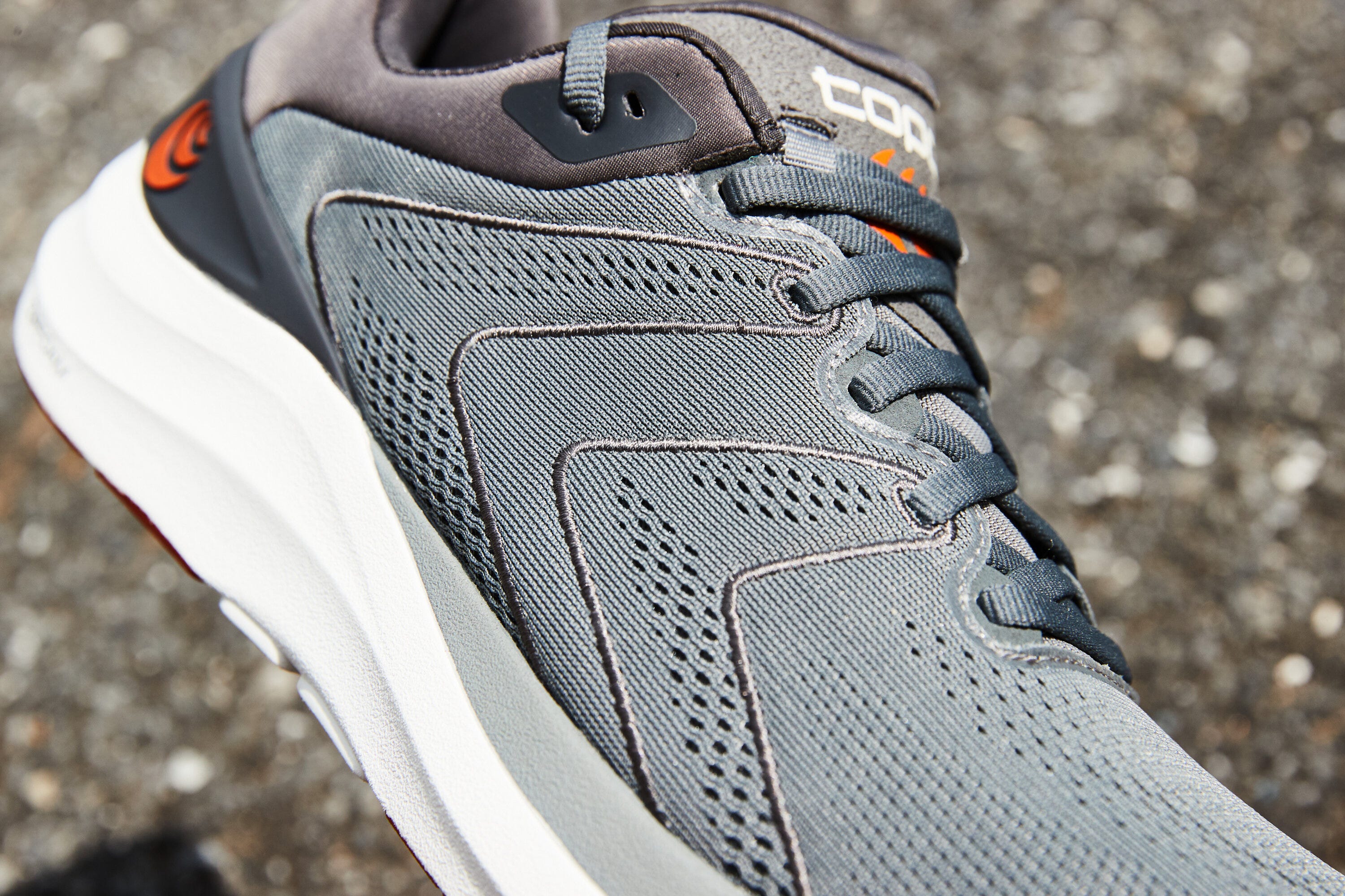 topo athletic phantom 2 shoes