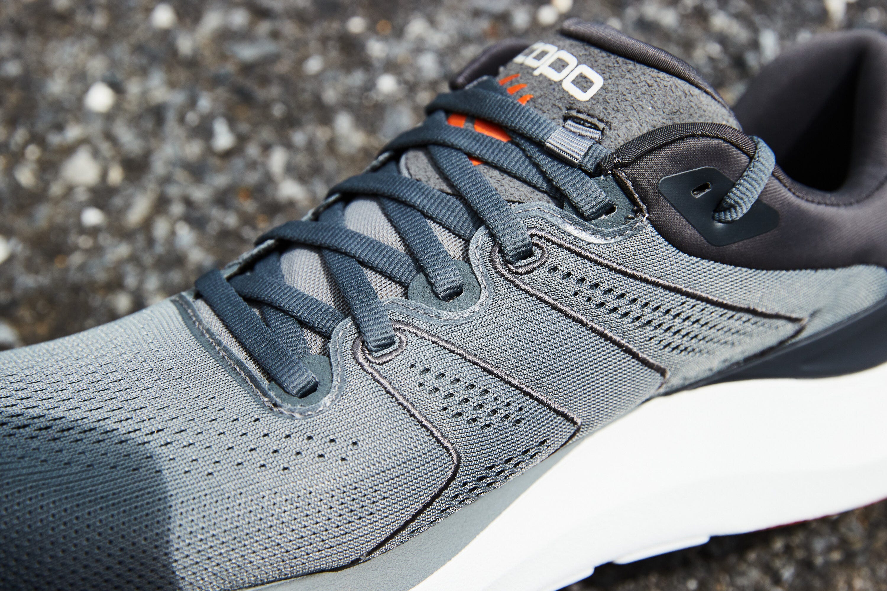 topo athletic phantom 2 shoes
