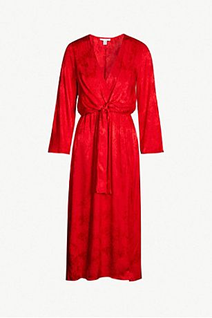 Clothing, Robe, Red, Dress, Nightwear, Outerwear, Sleeve, Gown, Day dress, Textile, 