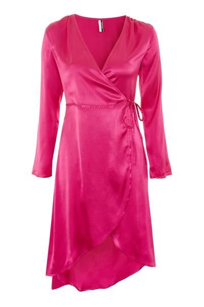 Clothing, Dress, Pink, Day dress, Magenta, Sleeve, Robe, Cocktail dress, Outerwear, Neck, 