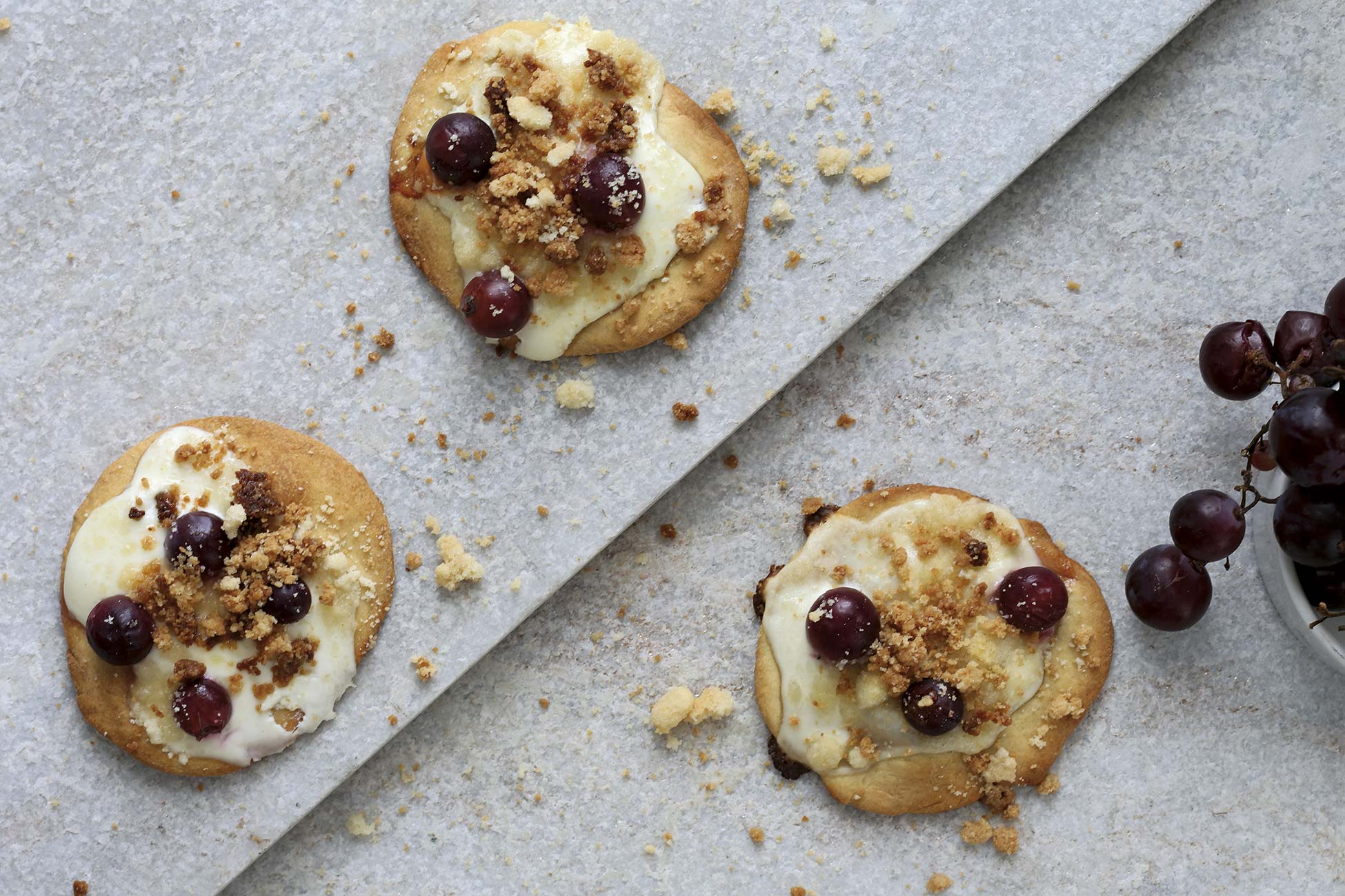 tortitas de uva y mascarpone