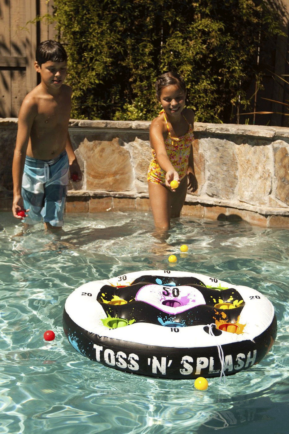 8 Fun Games for your Next Pool Party - Hastings Water Works