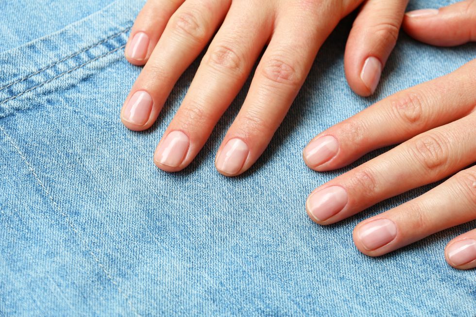 naked nails trend