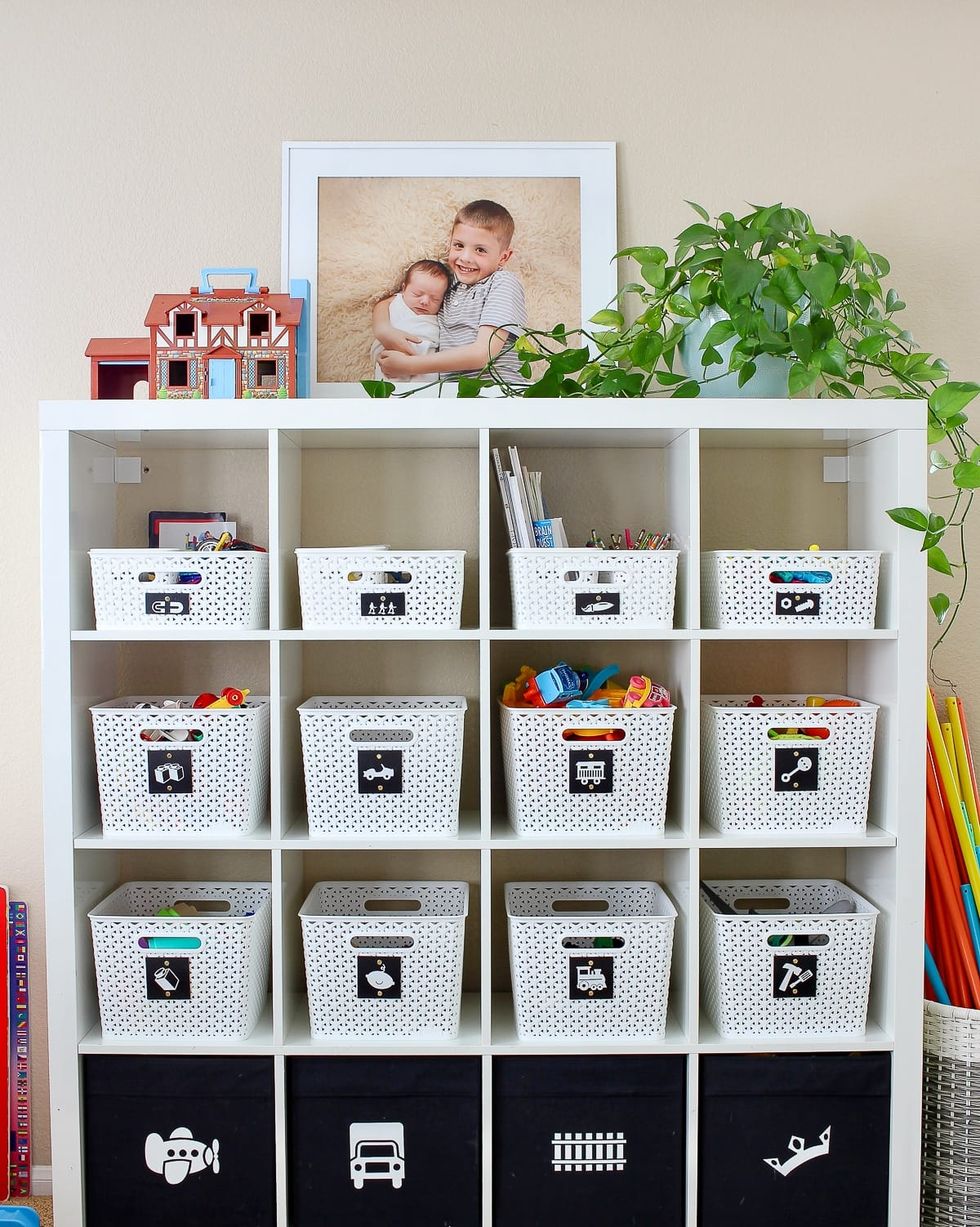 Kids Closet with Toy Storage – Shelf Help