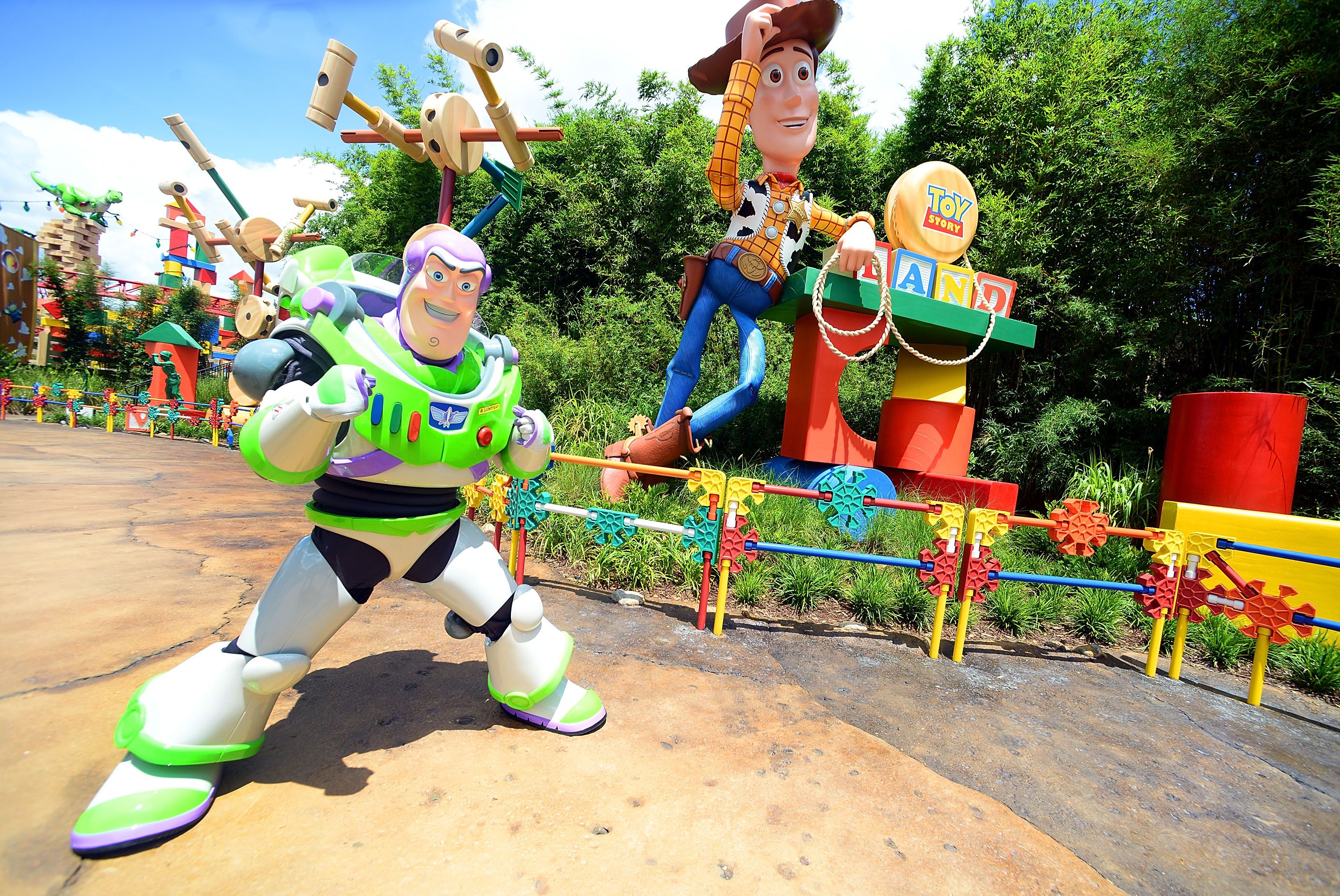 Woody's Lunch Box at Disney's Toy Story Land Features a Nostalgic Menu