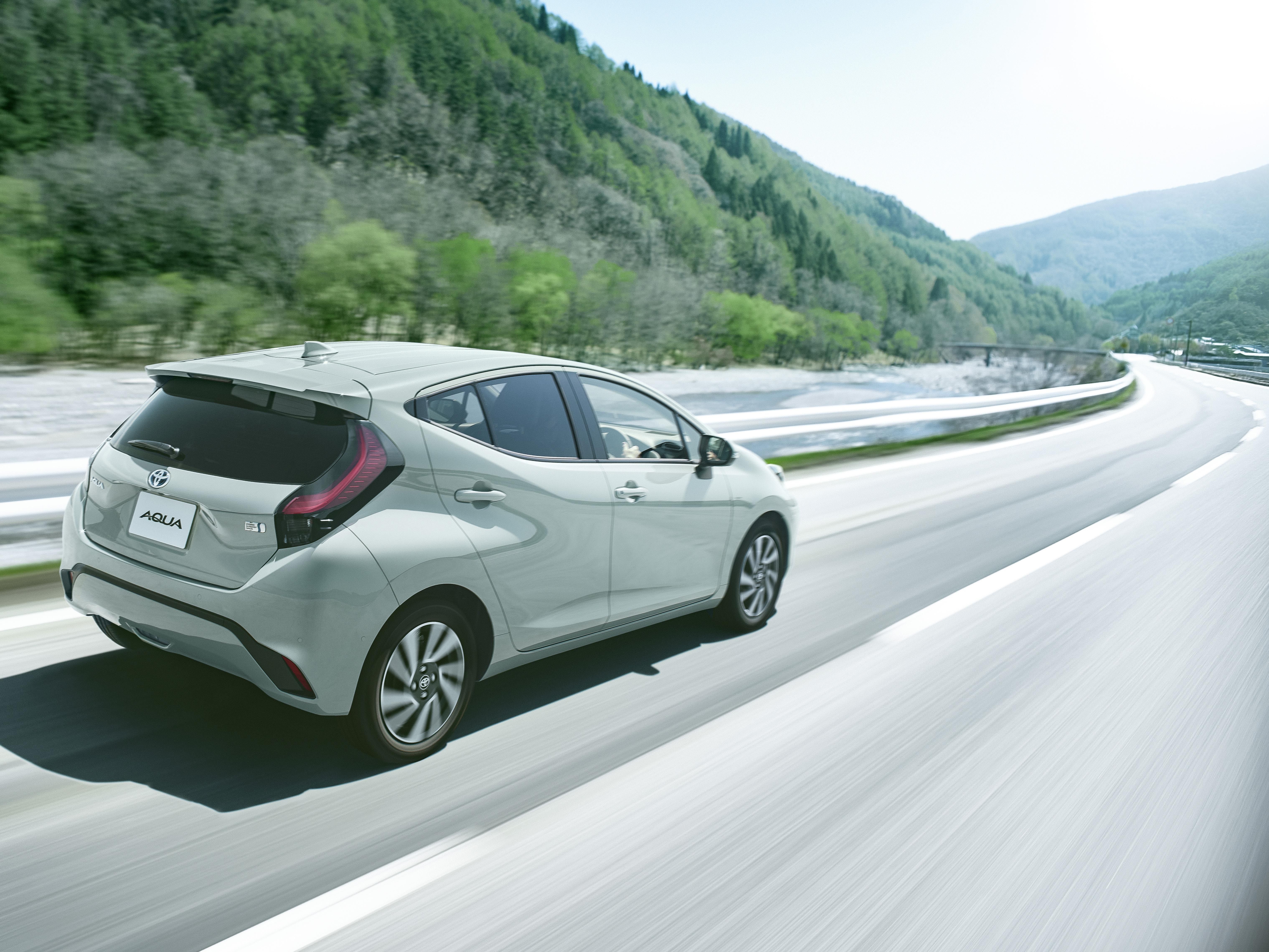 Prius c 2021 price discount