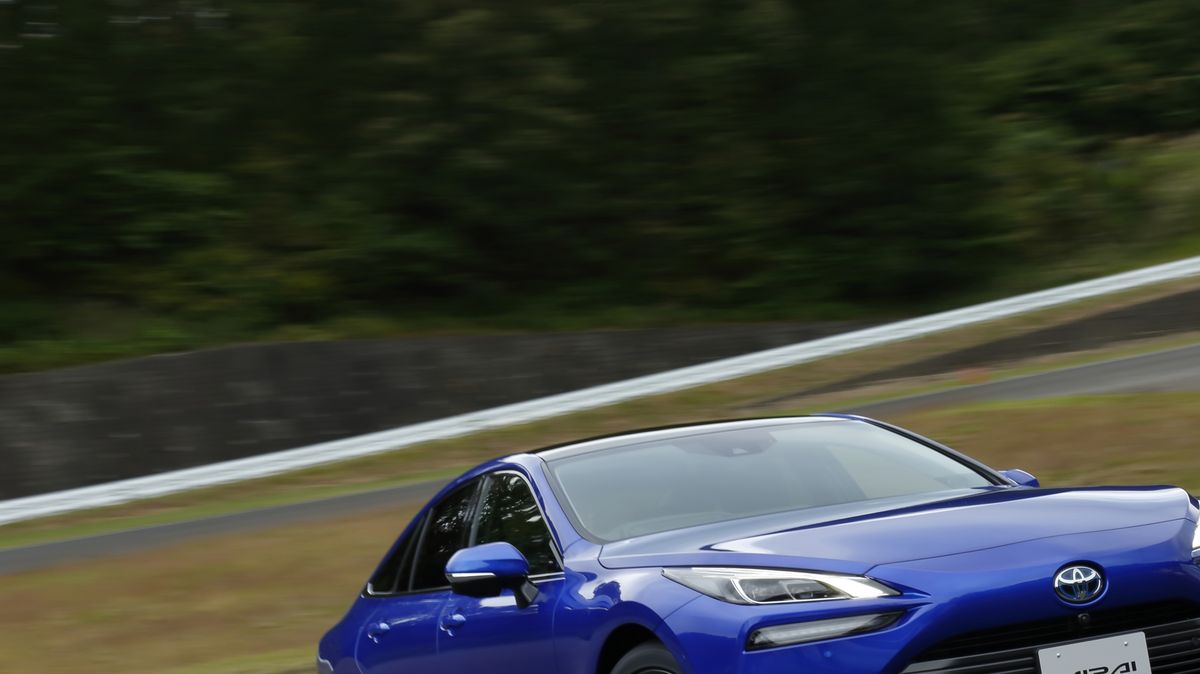 preview for Toyota Mirai 2020: La evolución del coche de hídrógeno