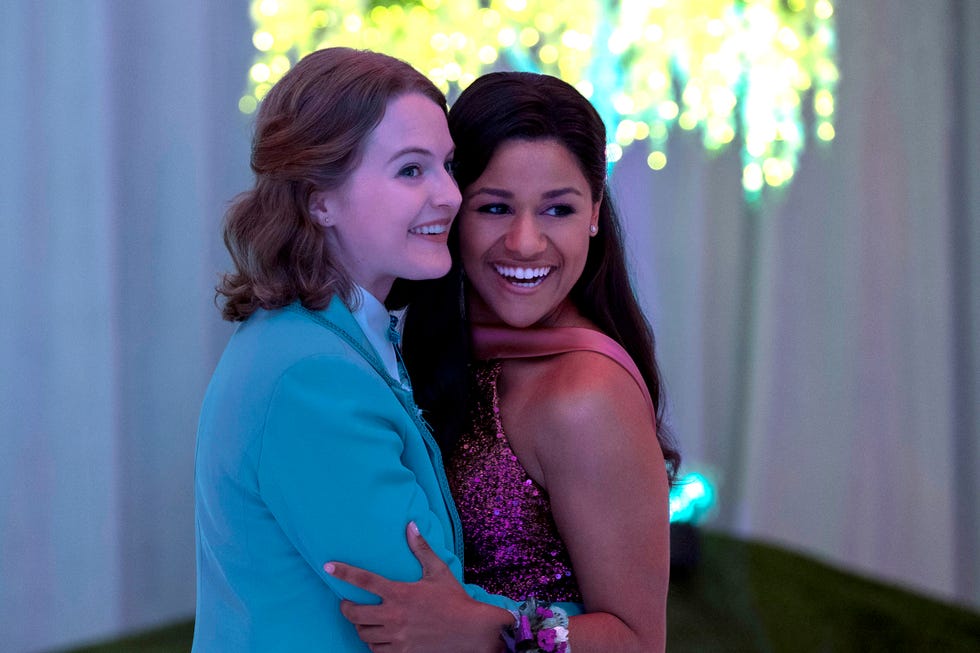 the prom l to r jo ellen pellman as emma, ariana debose as alyssa greene in the prom cr melinda sue gordonnetflix © 2020