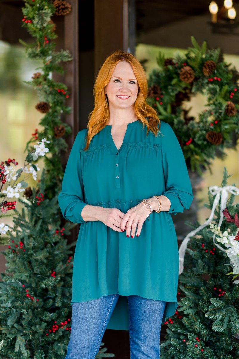 ree drummond holiday apparel collection the pioneer woman clothing line at walmart