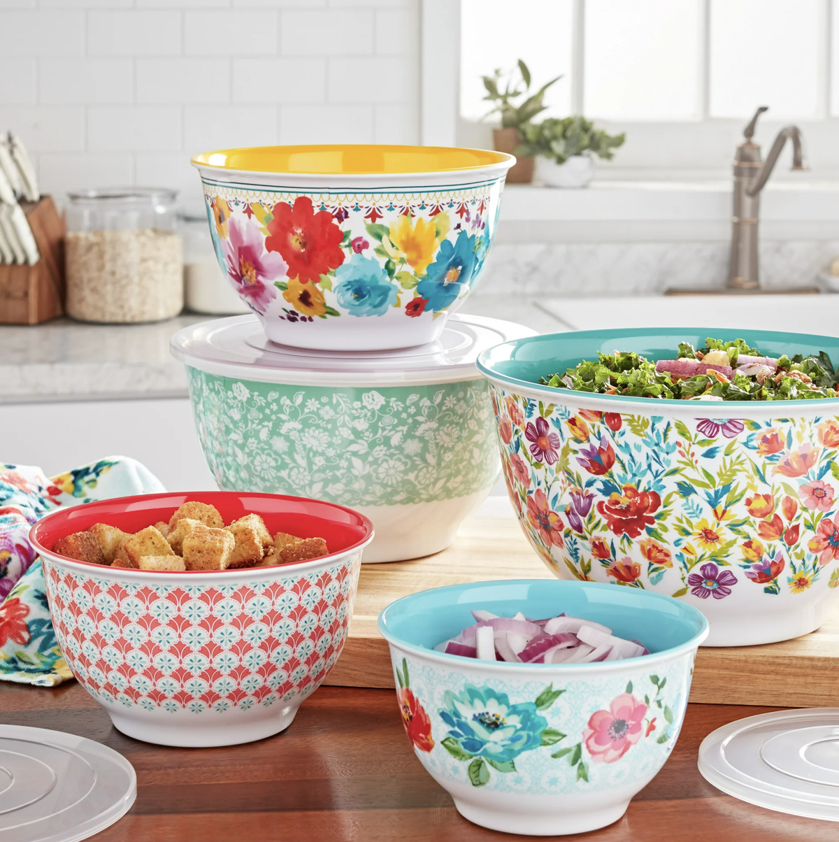 The Pioneer Woman Melamine Mixing Bowls & Cookie Cutter Set, 13